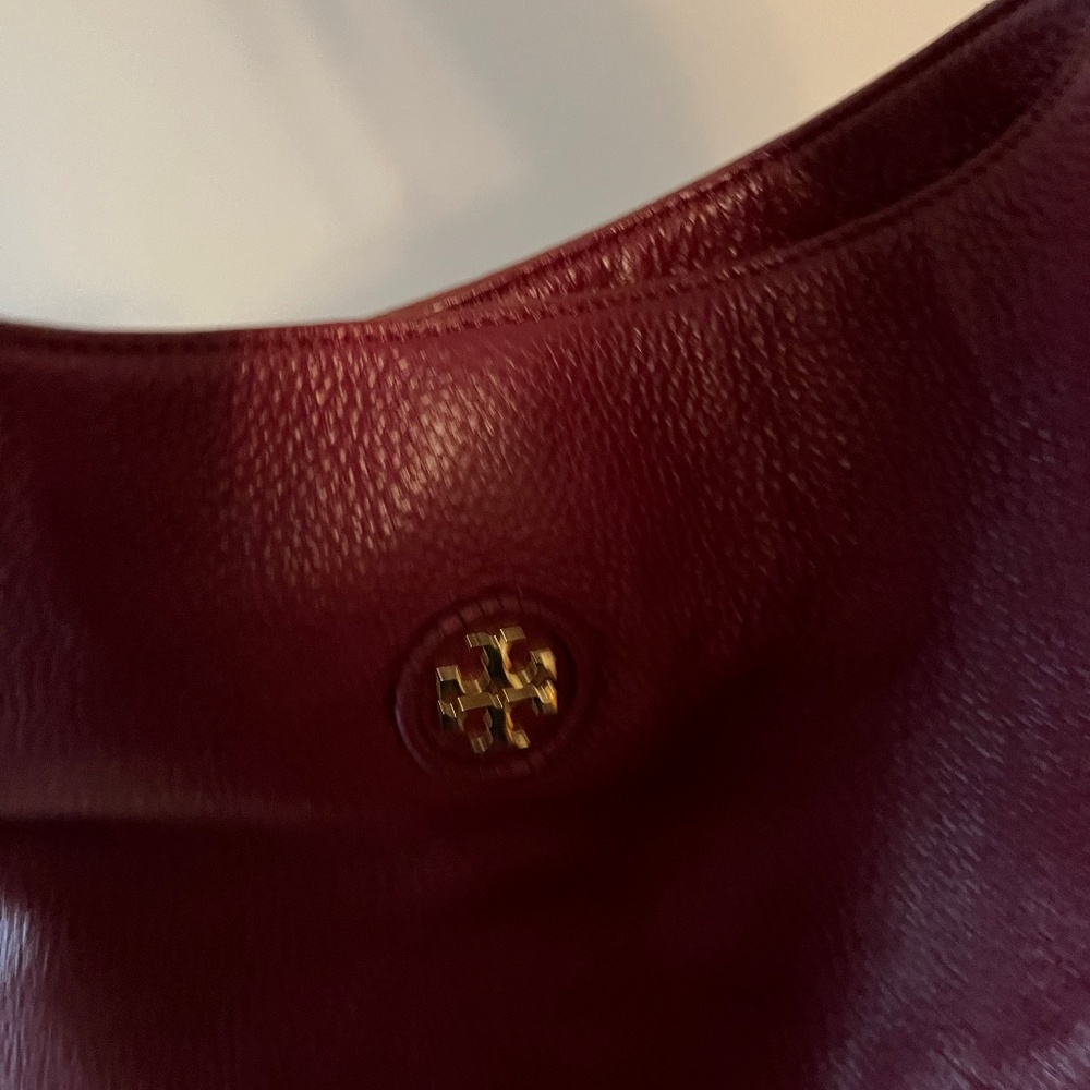 Slightly used Tory Burch hobo bag